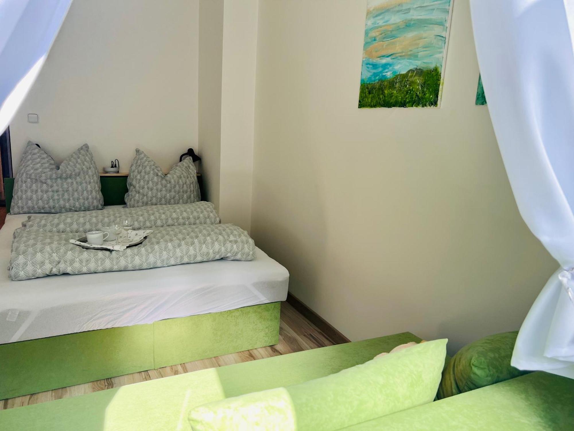 Bezbarierove Apartmany Se Zahradkou Chrastava Extérieur photo
